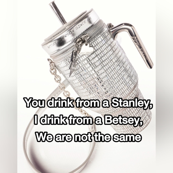 Hi! I'm Tara. - Picture 13 of 16